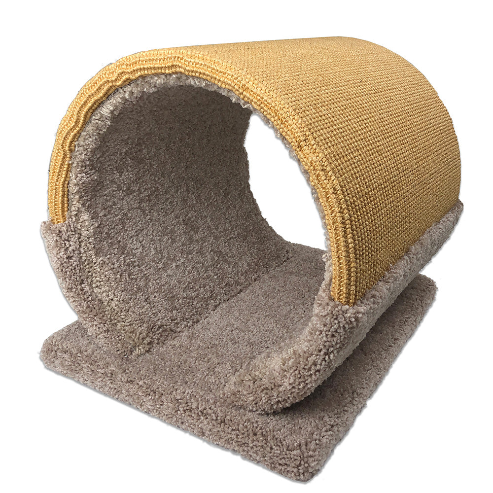 SCRATCHING CAT TUNNEL